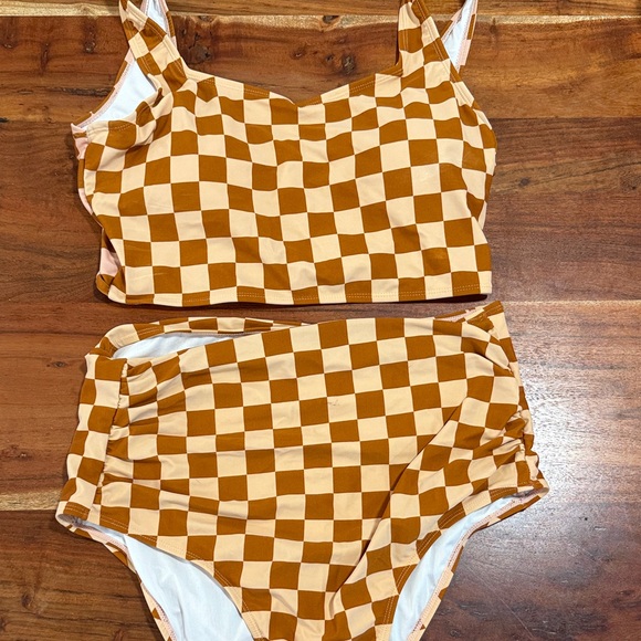 Checkered Bikini Set - Picture 2 of 5